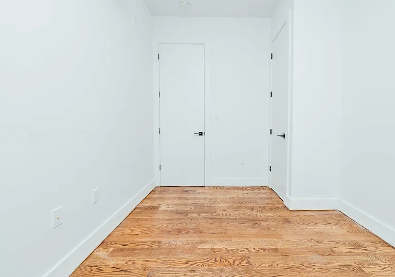67 Stanhope St #3A — Photo 6