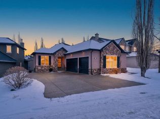 2735 NW Evercreek Bluffs Way SW, Calgary, AB T2Y4P6