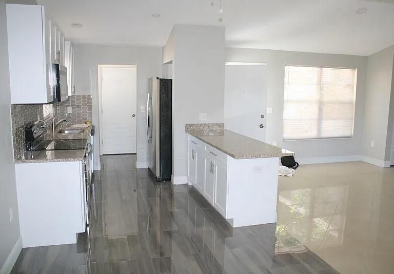 3526 Glenburn Ct — Photo 3