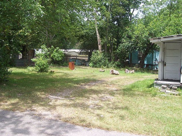 2nd image of 106 Harris St