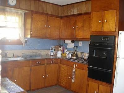2nd image of 48 Lake Dr