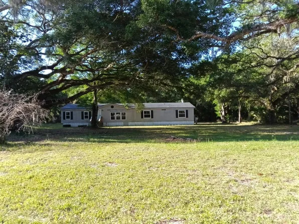 10806 E Irene St, Inverness, FL 34450
