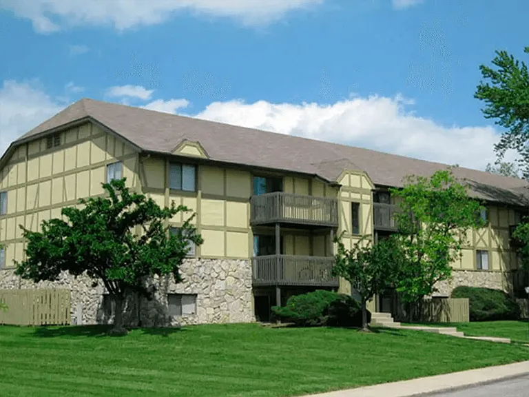 1, 2, 3, & 4 Bedroom Apartments