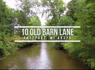 10 Old Barn Rd, Freeport, MI 49325