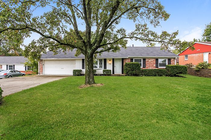 1st image of 725 Glensprings Dr