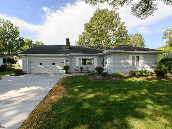 2006 Dover Ave, Dover, OH 44622
