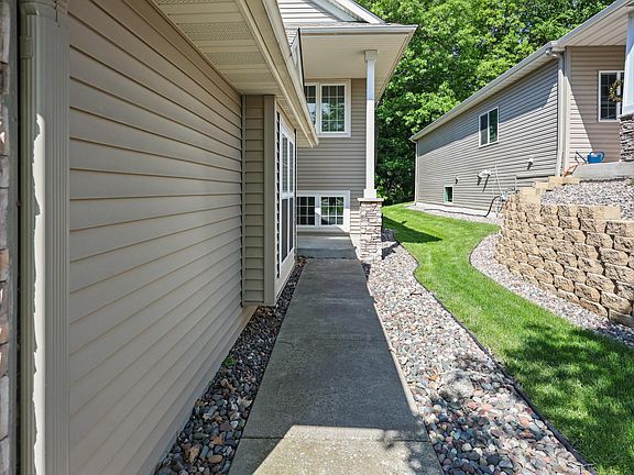 3rd image of 6030 Boulder Ridge Dr