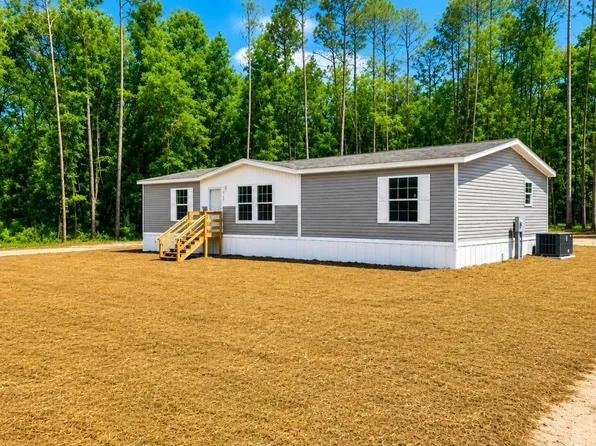 12190 208th St, O'Brien, FL 32071
