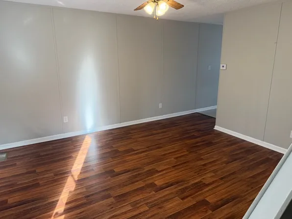 536 Old Gray Station Rd #3, Johnson City, TN 37615