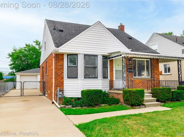 21320 Frazho St, Saint Clair Shores, MI 48081