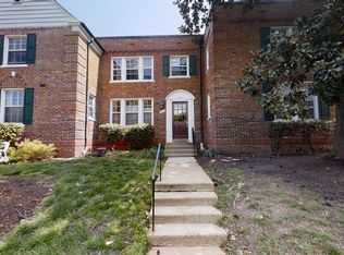 1737 N Queens Ln APT 126, Arlington, VA 22201