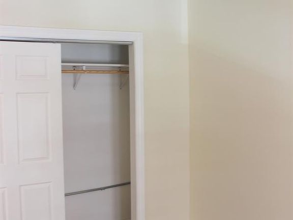 3rd image of 3728 N Pine Grove Ave #Two