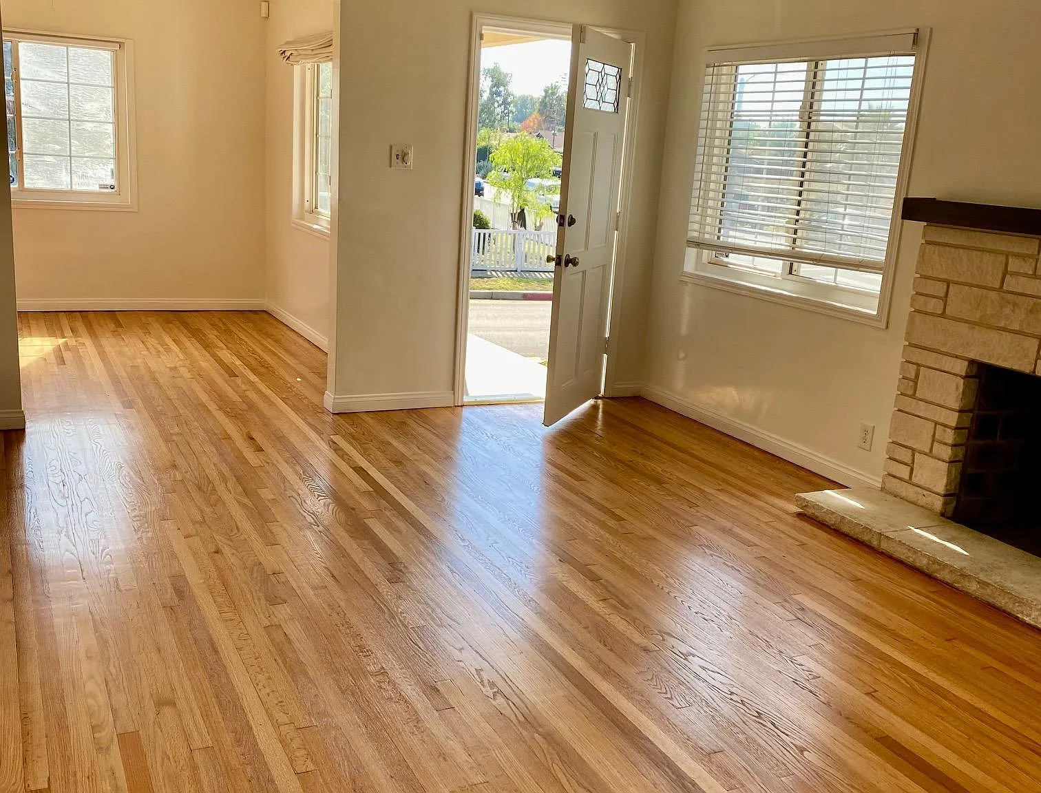 3 bed, 1517 sqft, $6,200 — Photo 4