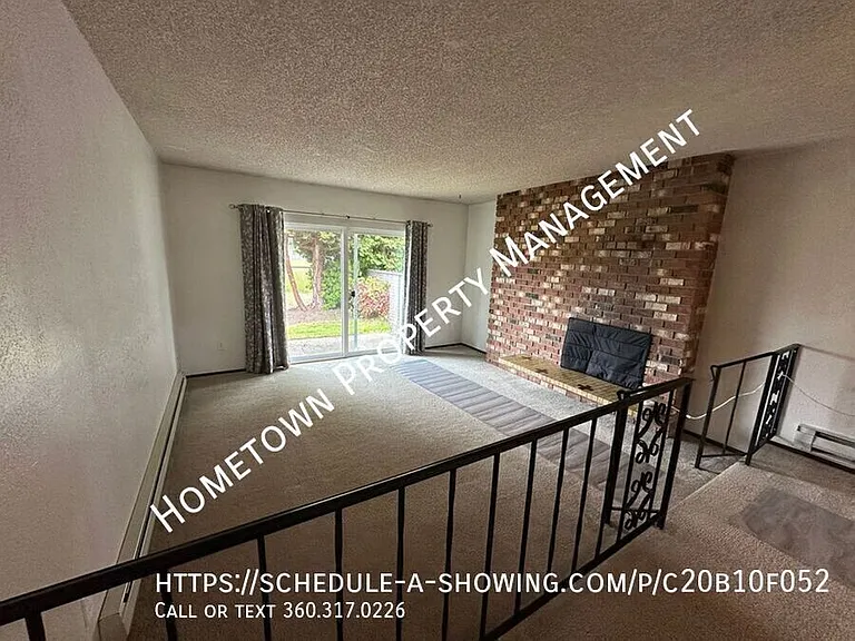 214 65th Way SW #B — Photo 2