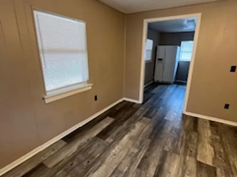 4904 W 19th Ct — Photo 2
