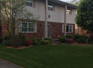 8412 Ashhollow Dr, Cincinnati, OH 45247