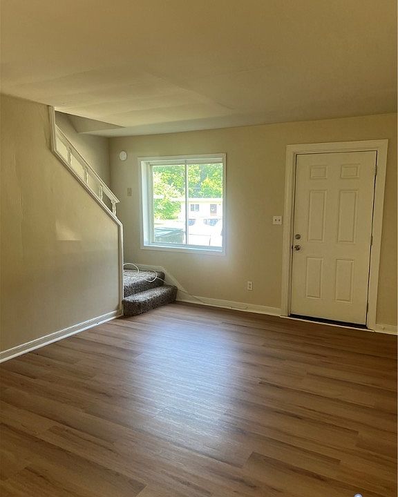 1st image of 605 Monticello Dr