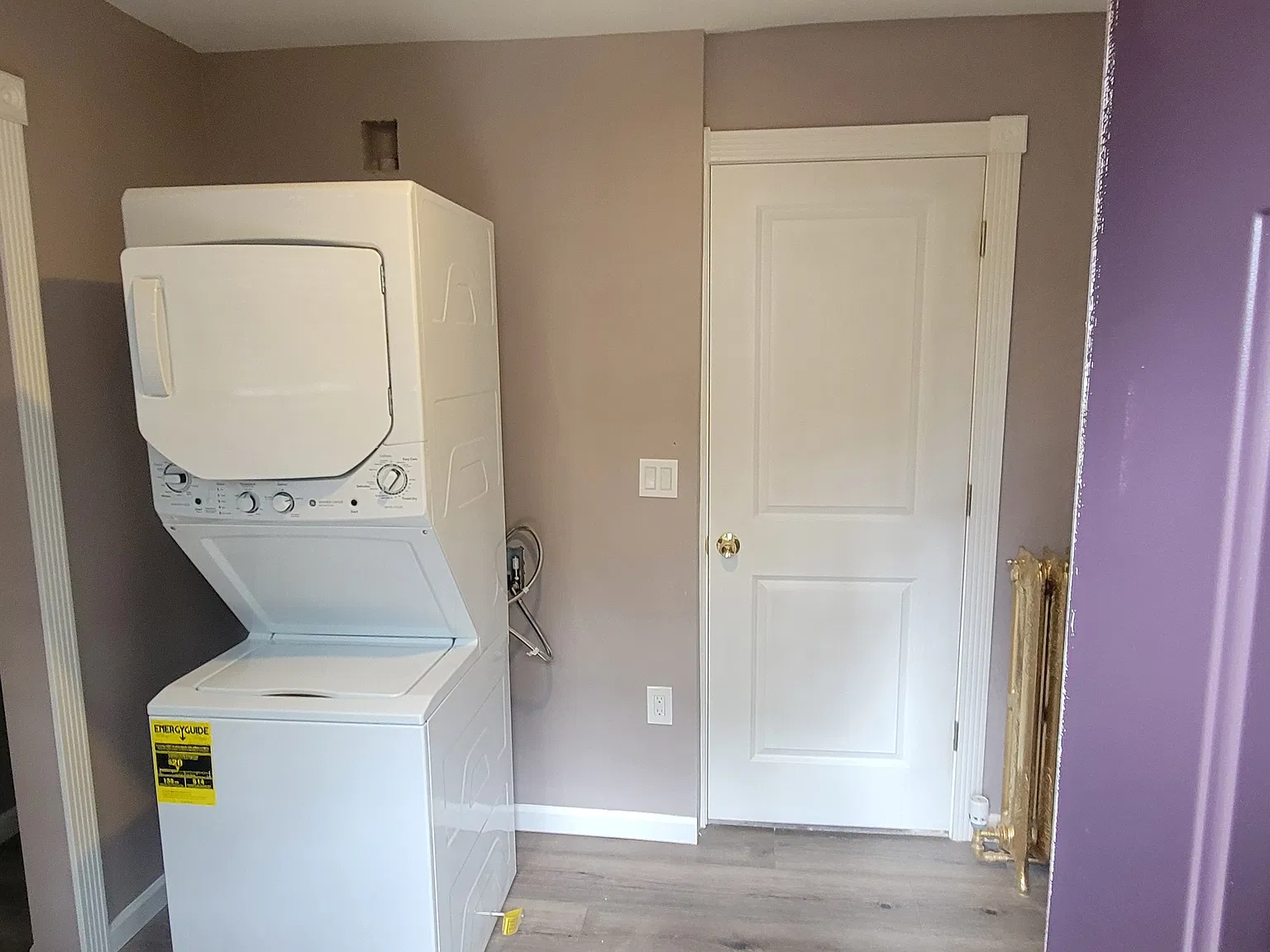2 bed, 925 sqft, $2,700 — Photo 3