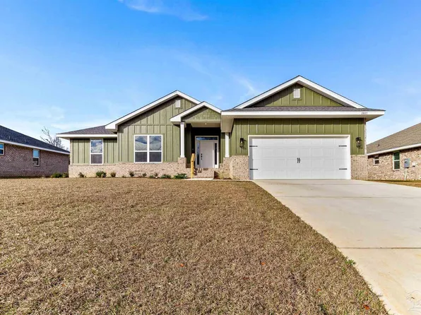 1805 Praline Ln #2-B, Cantonment, FL 32533