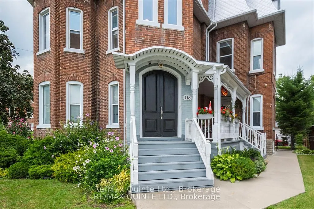 2 bed, $1,990 — Photo 2
