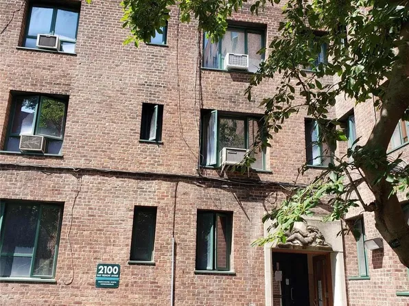 2100 E Tremont Avenue #2E, Bronx, NY 10462