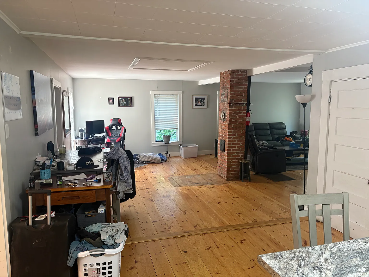 3 bed, 1600 sqft, $2,000 — Photo 4