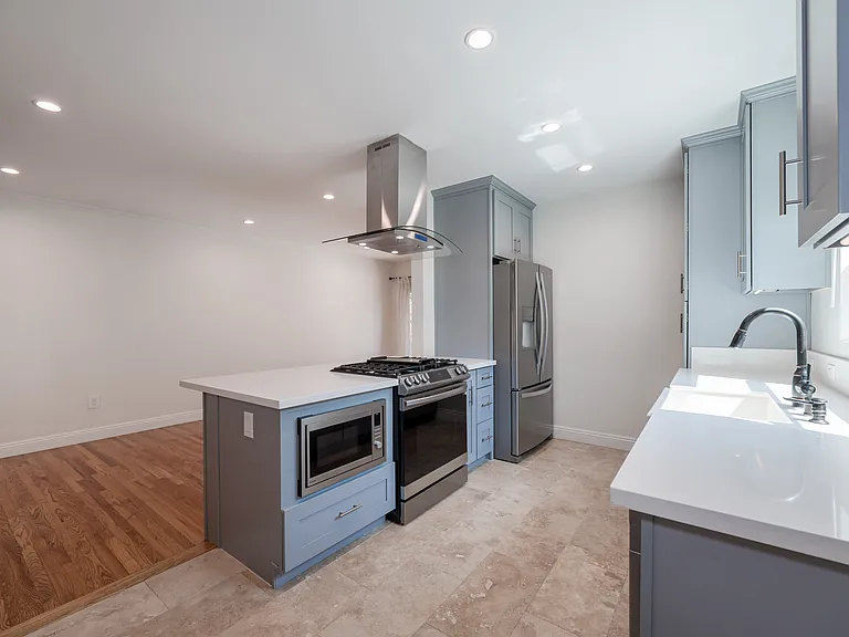 2065 Casa Grande St — Photo 5