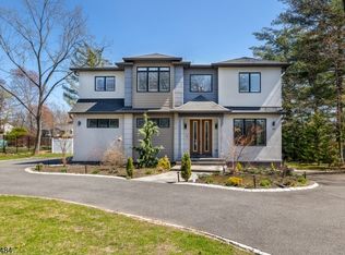 57 Walnut St, Livingston Twp., NJ 07039