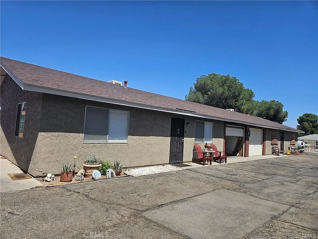 2 bed, 952 sqft, $1,650 — Photo 3