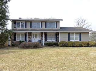 36 Holyoke Rd, Wayne, NJ 07470