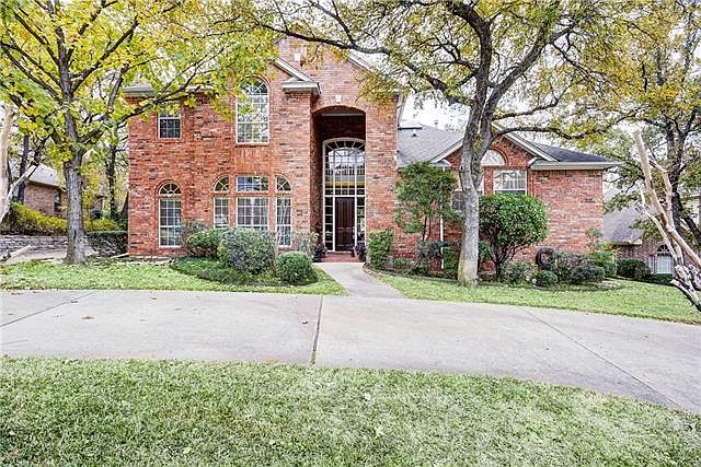 1st image of 2268 Hollyhill Ln