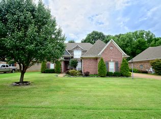 5305 Saffron Spring Dr, Lakeland, TN 38002