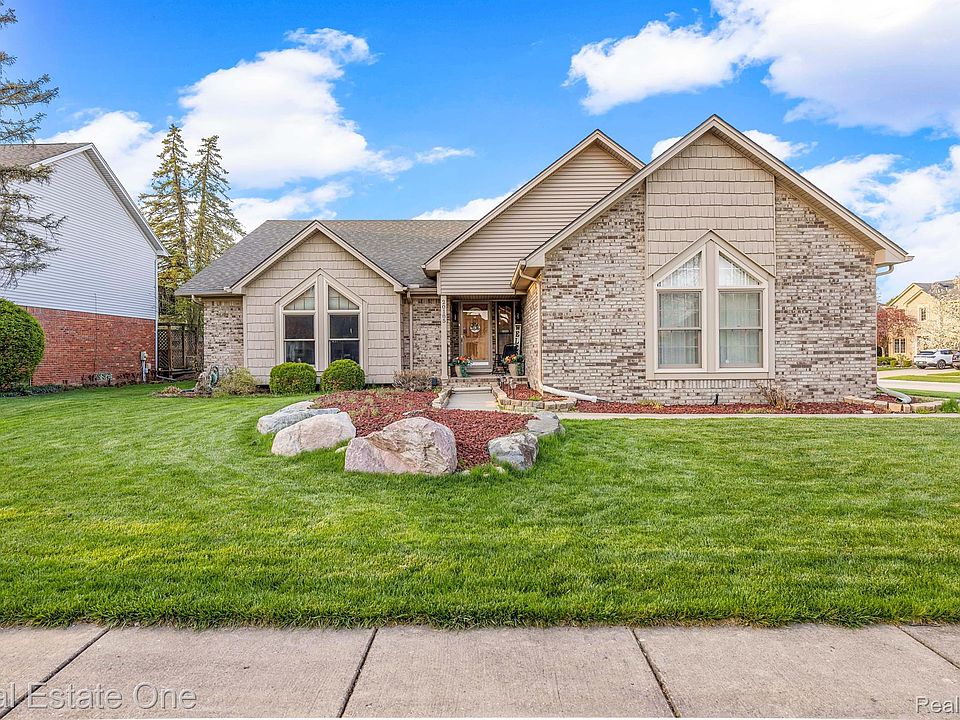 1st image of 20185 Bayfield Dr