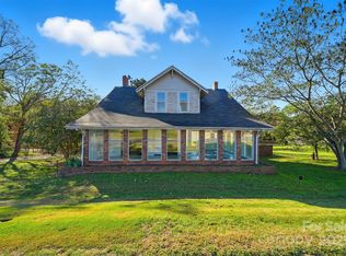 105 2nd Ave SW, Catawba, NC 28609