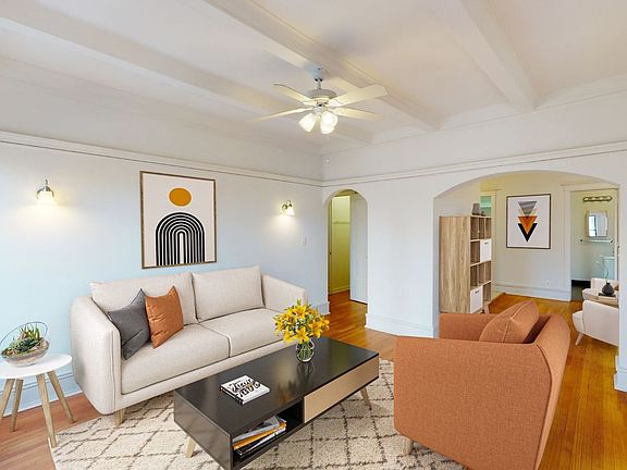 2nd image of 5474-5480 S Hyde Park Blvd #6314375