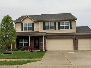 1047 Brookshire Dr, Franklin, IN 46131