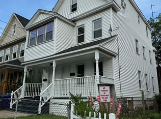 109 Park Ter, Bridgeport, CT 06604