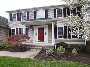 812 Lindsey Cir, Webster, NY 14580