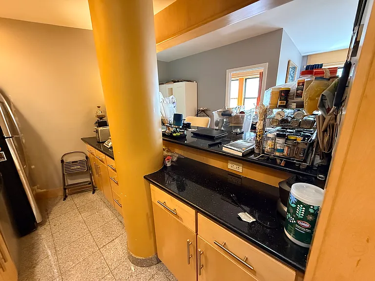 42 Beach St #8B — Photo 10