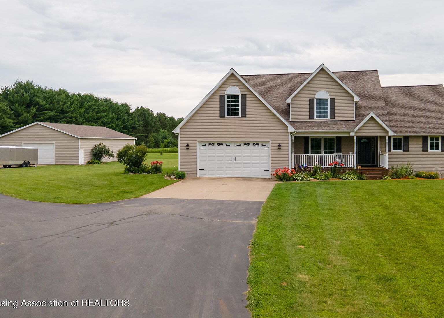 13667 W Eaton Hwy, Grand Ledge, MI 48837 | Zillow