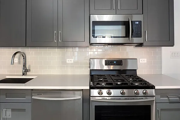 Rented by Living New York | media 17