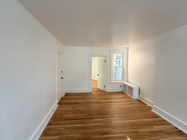 279 Spring St Floor 2
