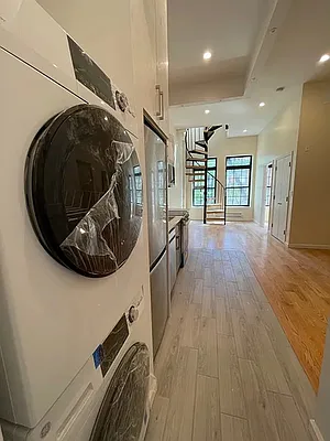 Rented by Douglas Elliman | media 19