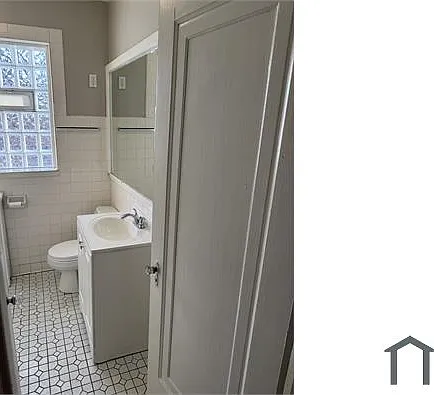 1133 W 101st St #1 — Photo 6