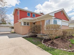 247 N Yale Ave, Arlington Heights, IL 60005