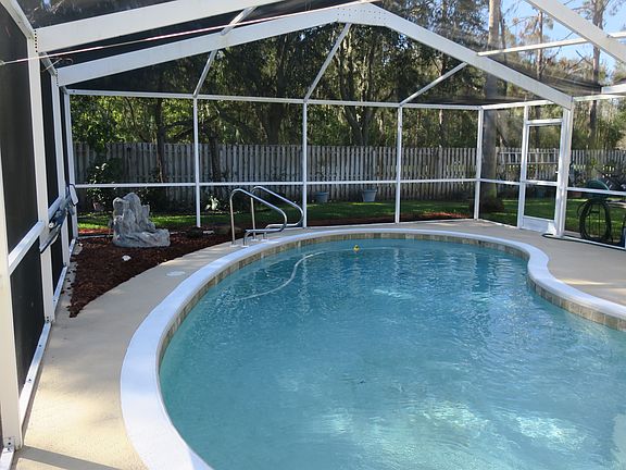 3rd image of 9307 Rockrose Dr
