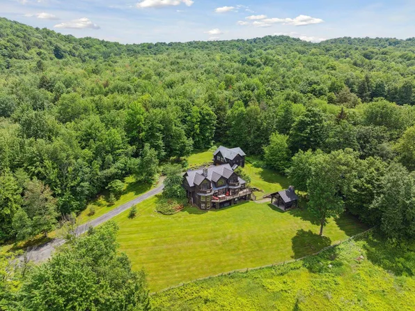 864 North Hill Road, Stowe, VT 05672