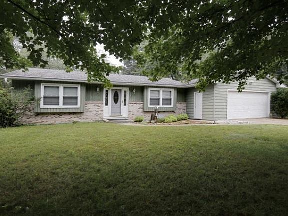 2nd image of 10508 Wetherfield Dr E