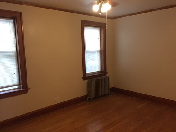4th image of 6606 S Albany Ave