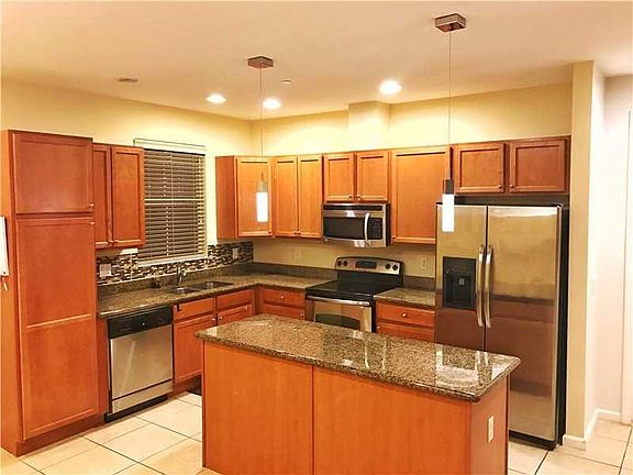 2nd image of 2919 Cascada Isle Way